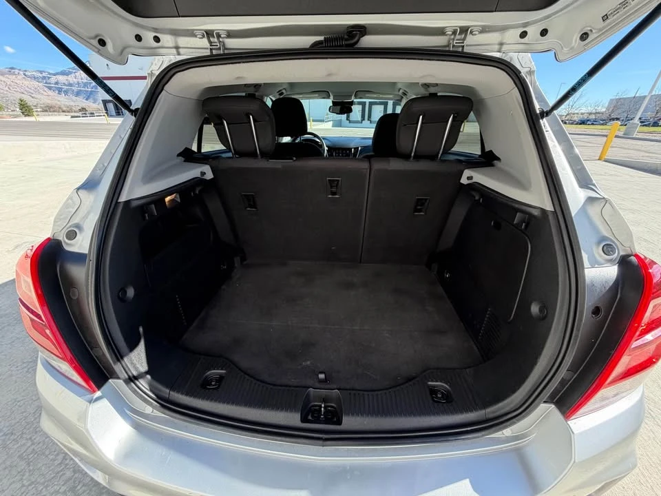 2019 Chevrolet Trax - Image 11 of 19
