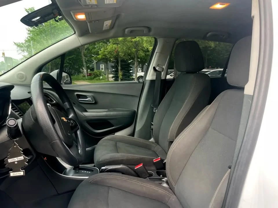 2019 Chevrolet Trax - Image 8 of 15