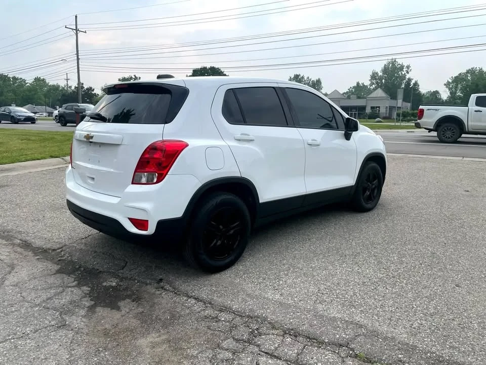 2019 Chevrolet Trax - Image 7 of 15