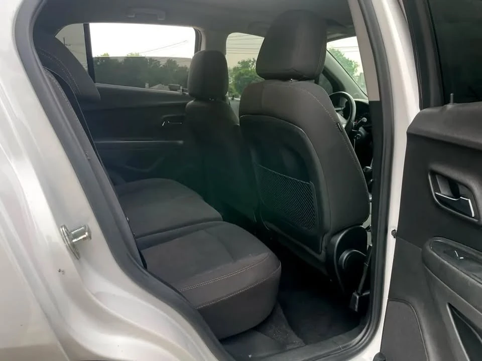 2019 Chevrolet Trax - Image 12 of 15
