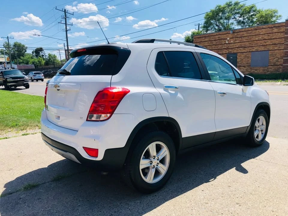 2019 Chevrolet Trax - Image 5 of 17