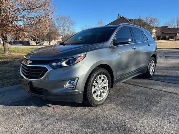2019 Chevrolet Equinox - Image 2 of 16
