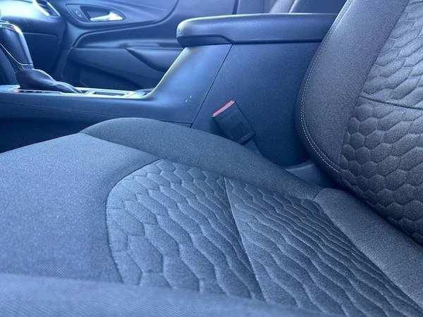 2019 Chevrolet Equinox - Image 8 of 16