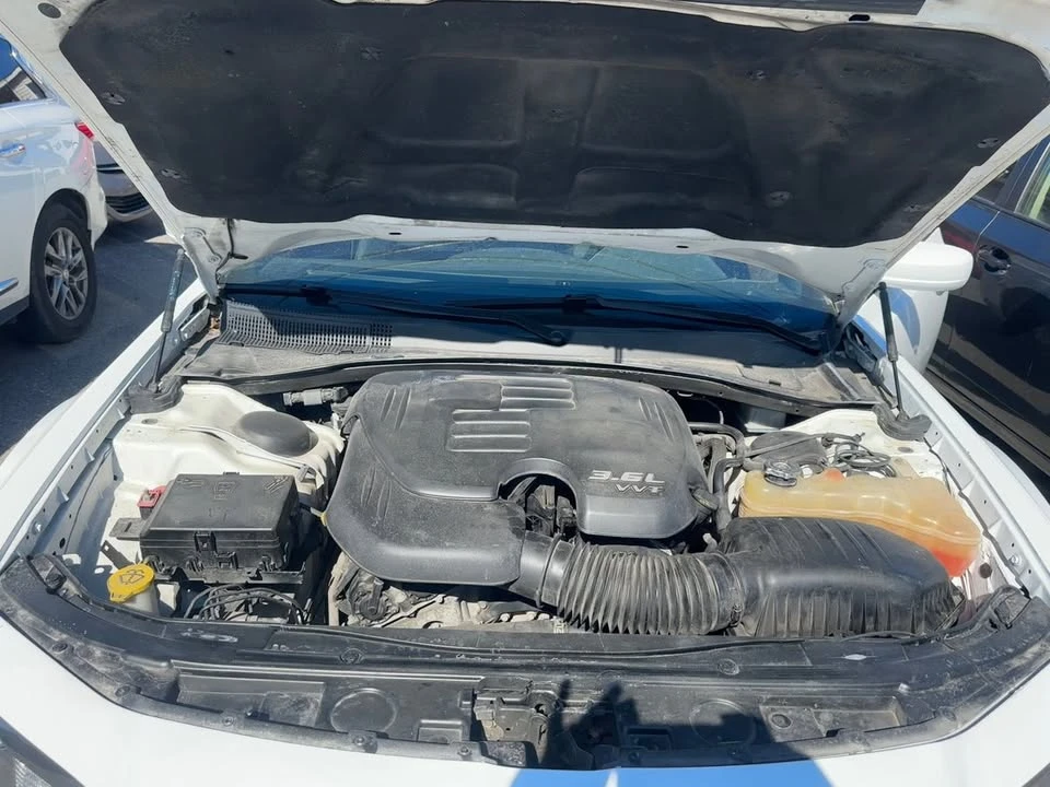 2019 Chrysler 300 (2005-2023) - Image 14 of 14