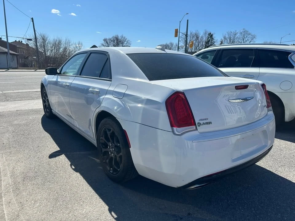 2019 Chrysler 300 (2005-2023) - Image 6 of 14