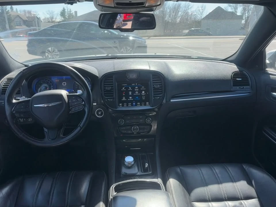2019 Chrysler 300 (2005-2023) - Image 9 of 14