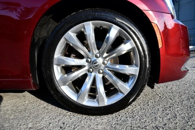 2019 Chrysler 300 (2005-2023) - Image 27 of 30