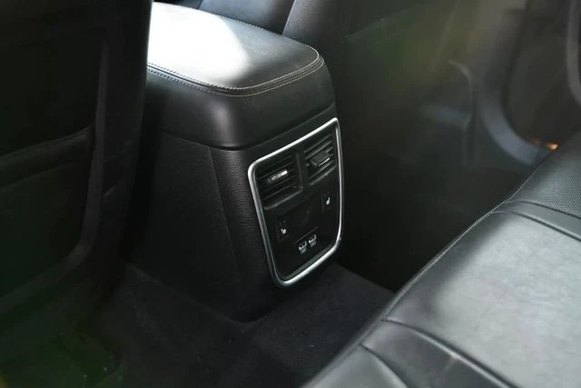 2019 Chrysler 300 (2005-2023) - Image 21 of 30