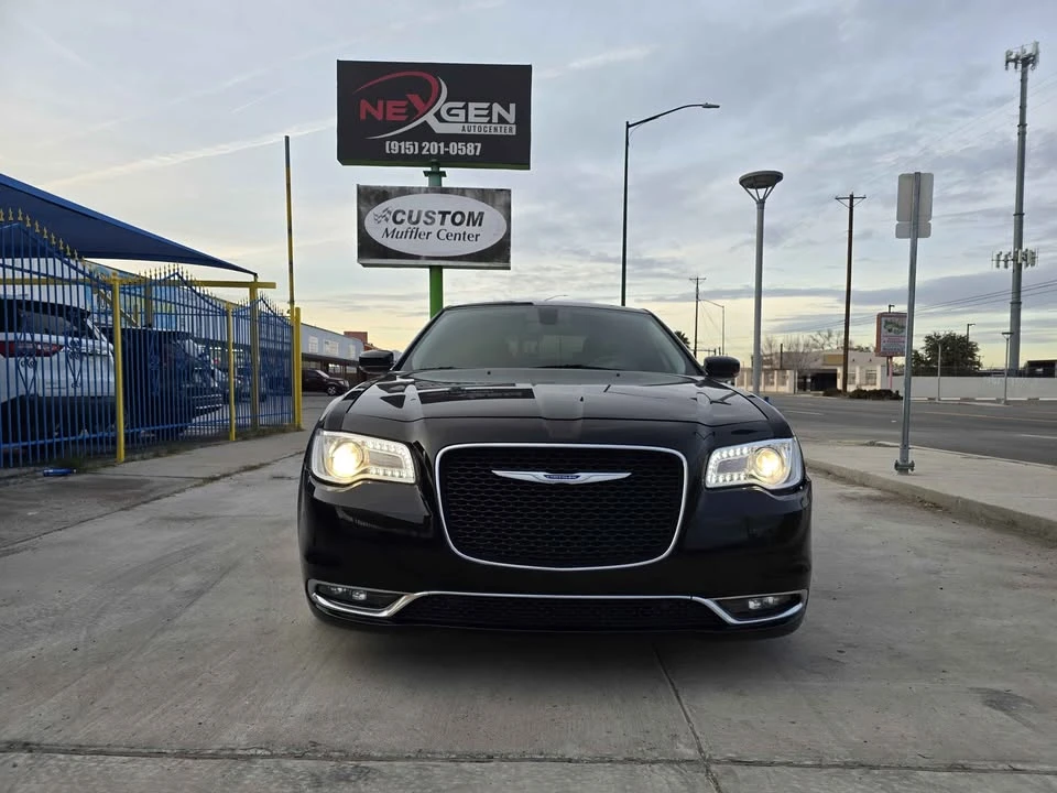 2019 Chrysler 300 (2005-2023) - Image 7 of 11