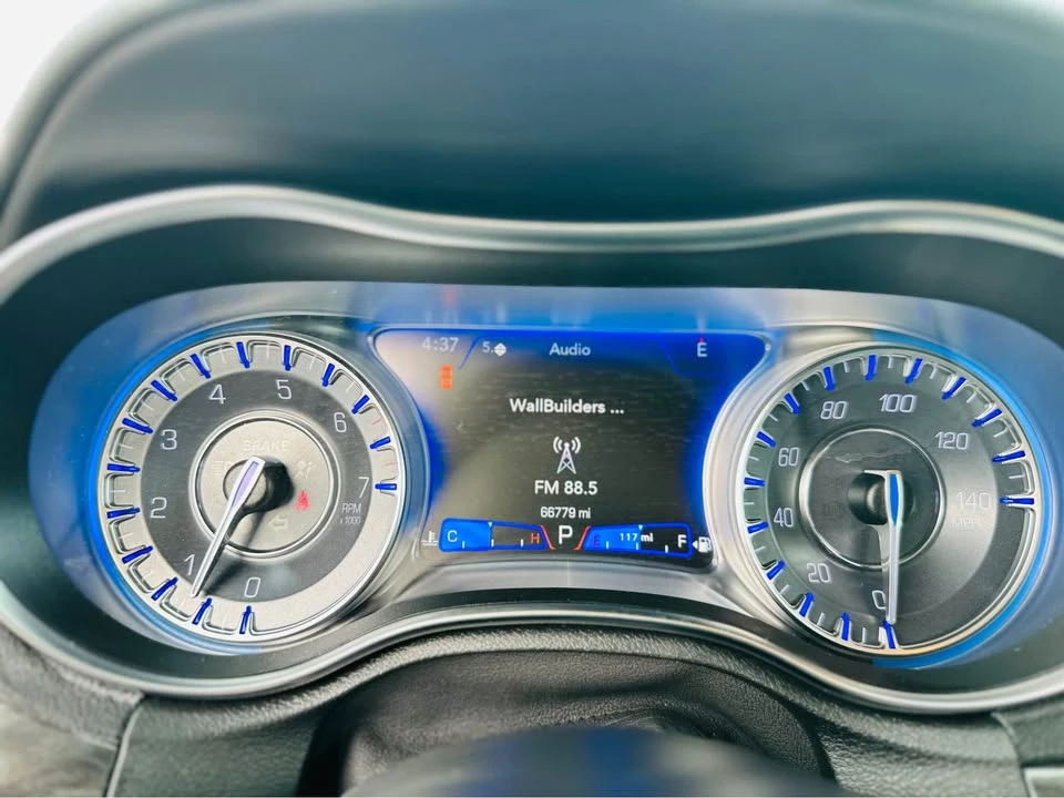 2019 Chrysler 300 (2005-2023) - Image 14 of 20