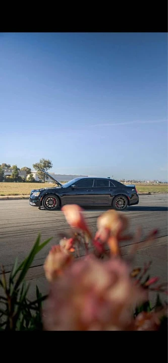 2019 Chrysler 300 (2005-2023) - Image 9 of 15
