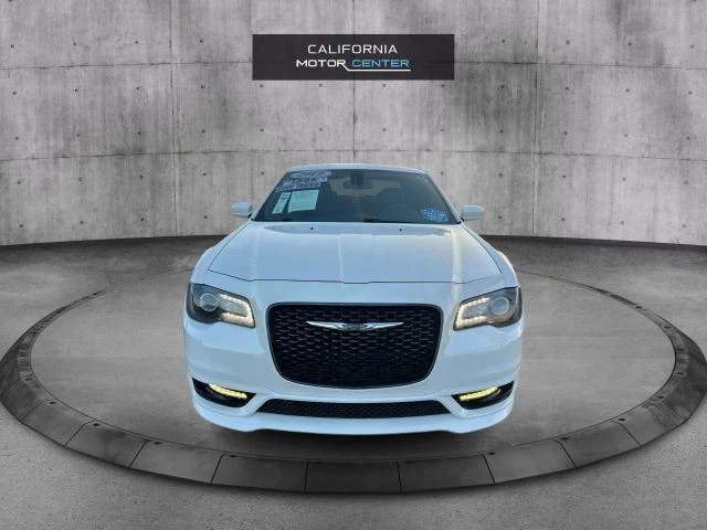 2019 Chrysler 300 (2005-2023) - Image 2 of 21