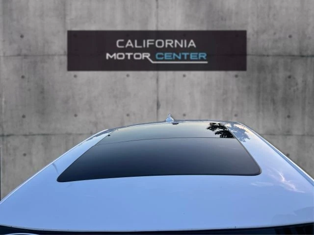 2019 Chrysler 300 (2005-2023) - Image 12 of 21