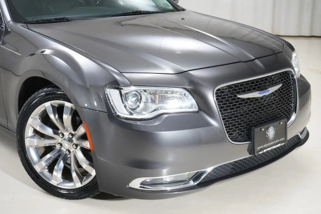 2019 Chrysler 300 (2005-2023) - Image 7 of 21