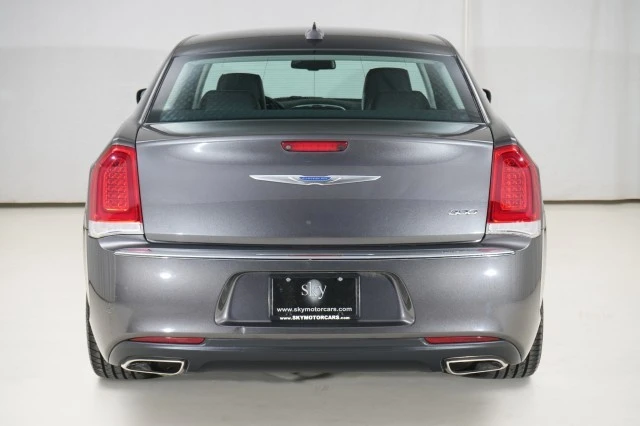 2019 Chrysler 300 (2005-2023) - Image 13 of 21