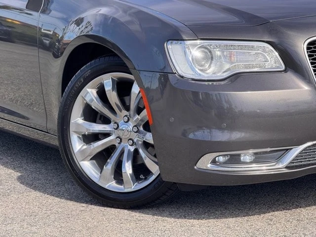 2019 Chrysler 300 (2005-2023) - Image 4 of 12