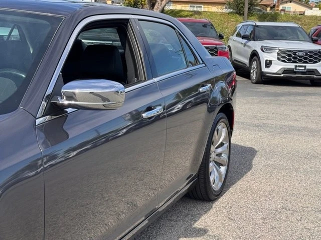 2019 Chrysler 300 (2005-2023) - Image 9 of 21