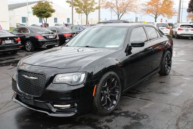 2019 Chrysler 300 (2005-2023) - Image 4 of 20