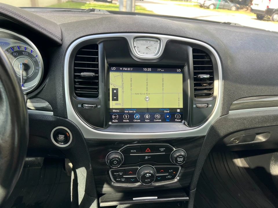 2019 Chrysler 300 (2005-2023) - Image 23 of 27