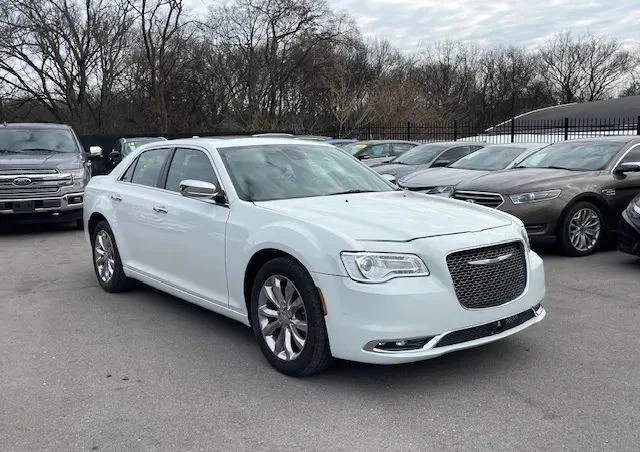 2019 Chrysler 300 (2005-2023) - Image 3 of 15