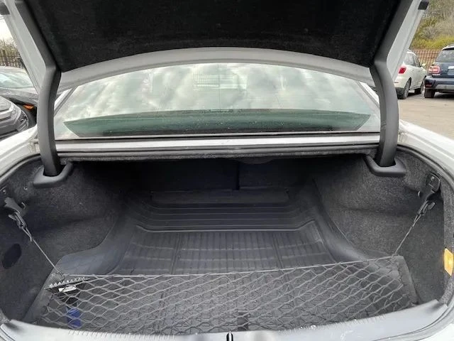 2019 Chrysler 300 (2005-2023) - Image 15 of 15
