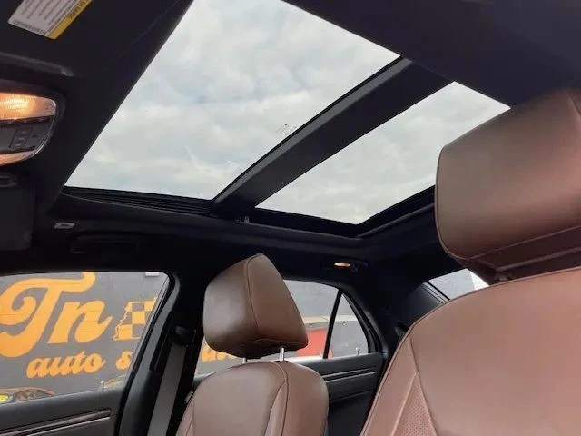 2019 Chrysler 300 (2005-2023) - Image 13 of 15