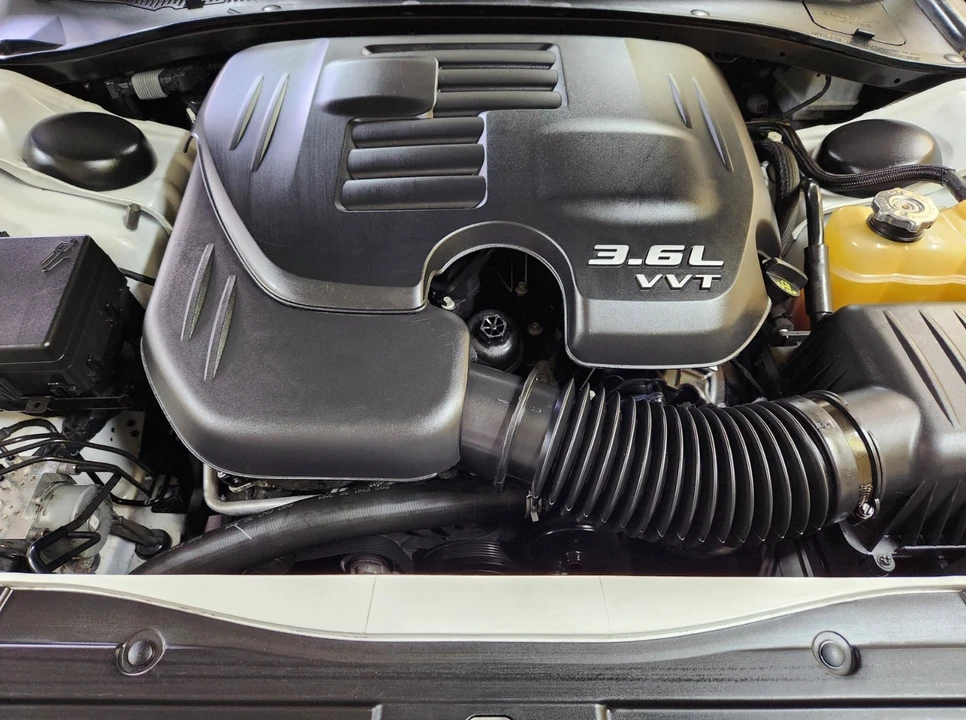 2019 Chrysler 300 (2005-2023) - Image 13 of 27