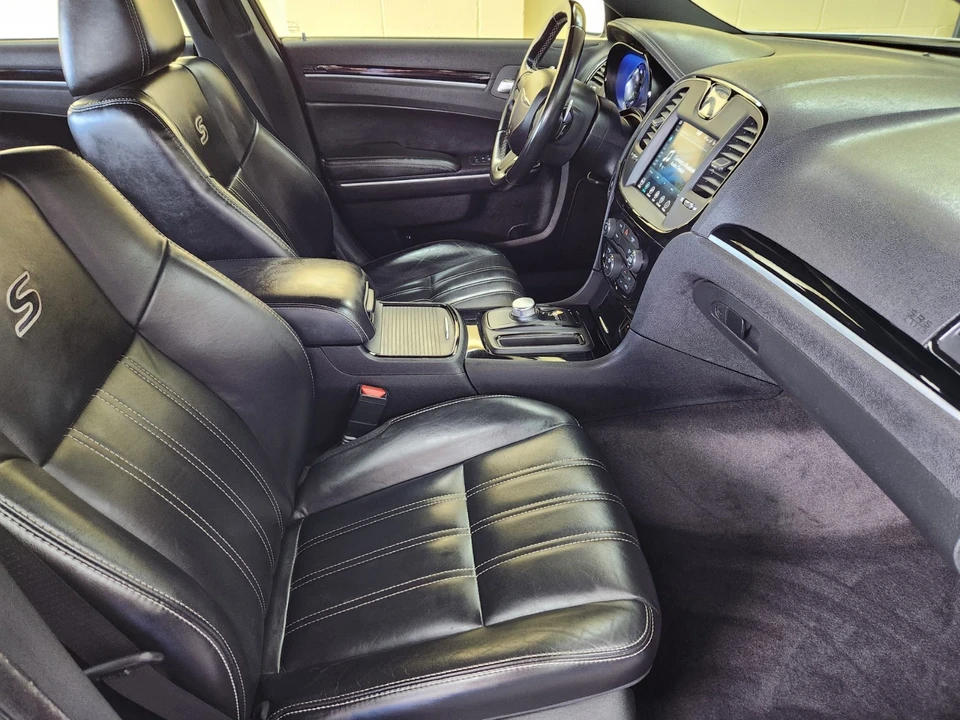 2019 Chrysler 300 (2005-2023) - Image 20 of 27