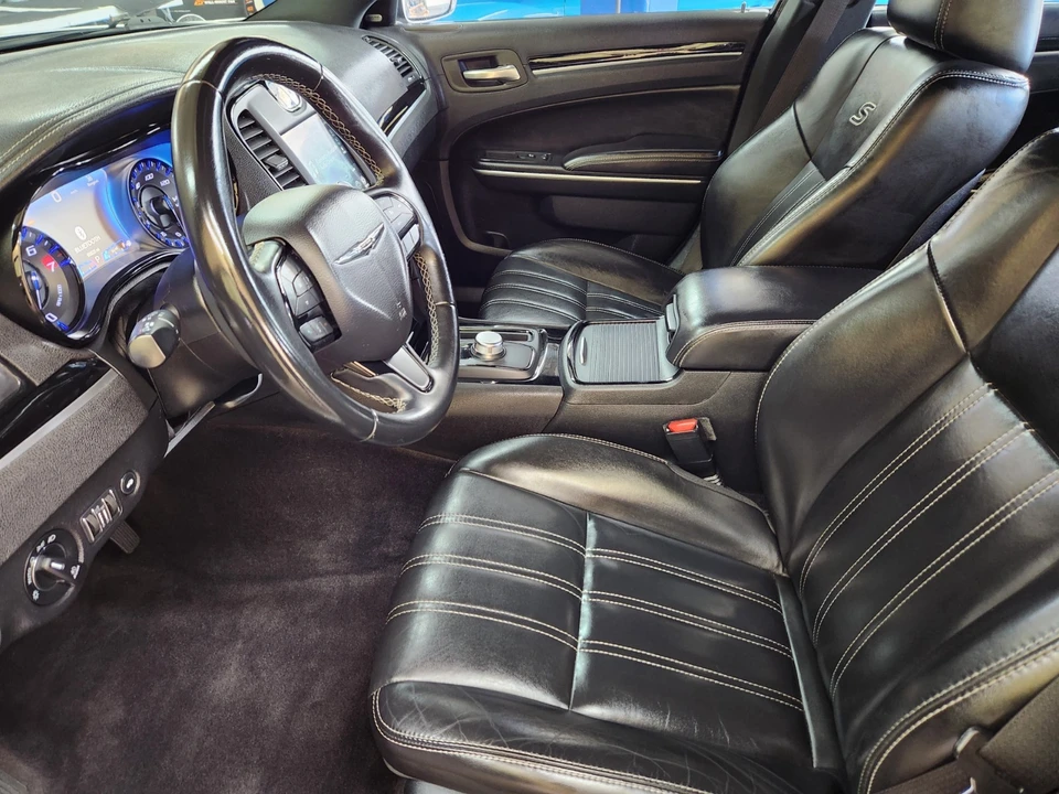 2019 Chrysler 300 (2005-2023) - Image 15 of 27