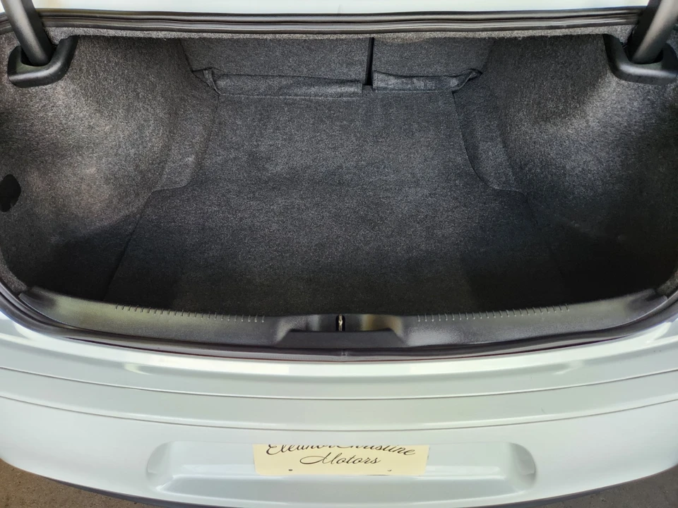 2019 Chrysler 300 (2005-2023) - Image 17 of 27