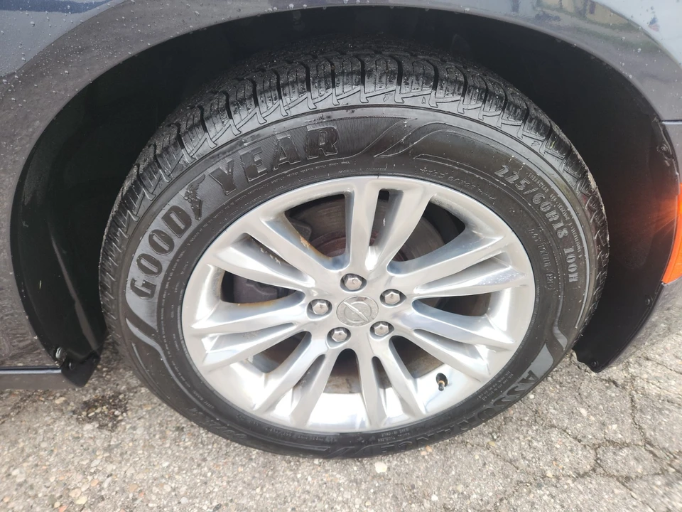 2019 Chrysler 300 (2005-2023) - Image 25 of 30