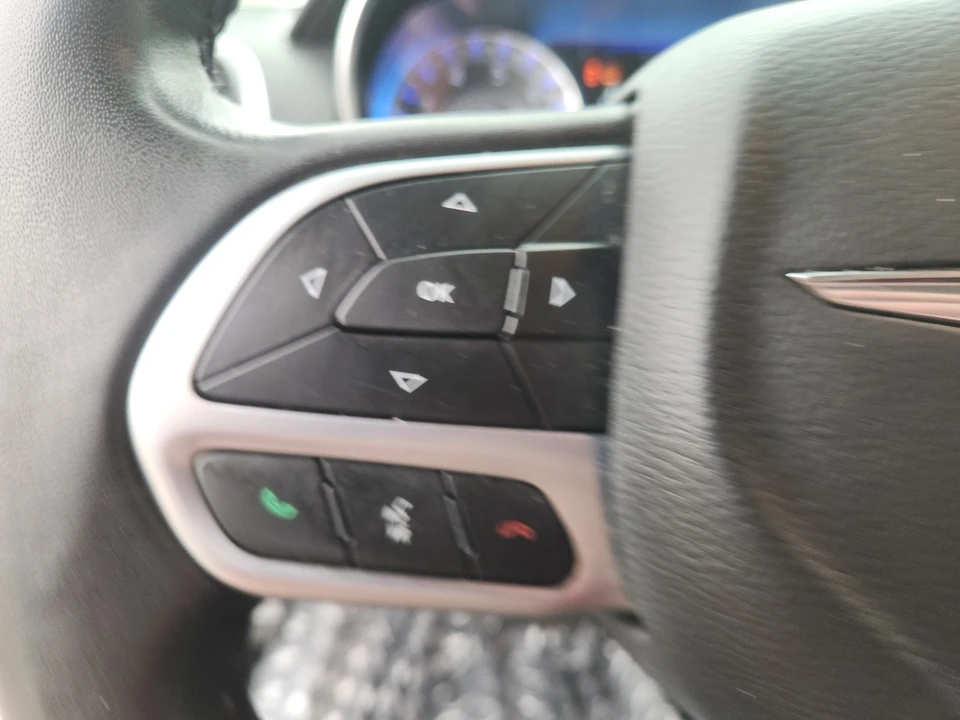 2019 Chrysler 300 (2005-2023) - Image 16 of 30