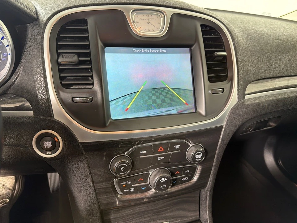 2019 Chrysler 300 (2005-2023) - Image 15 of 21