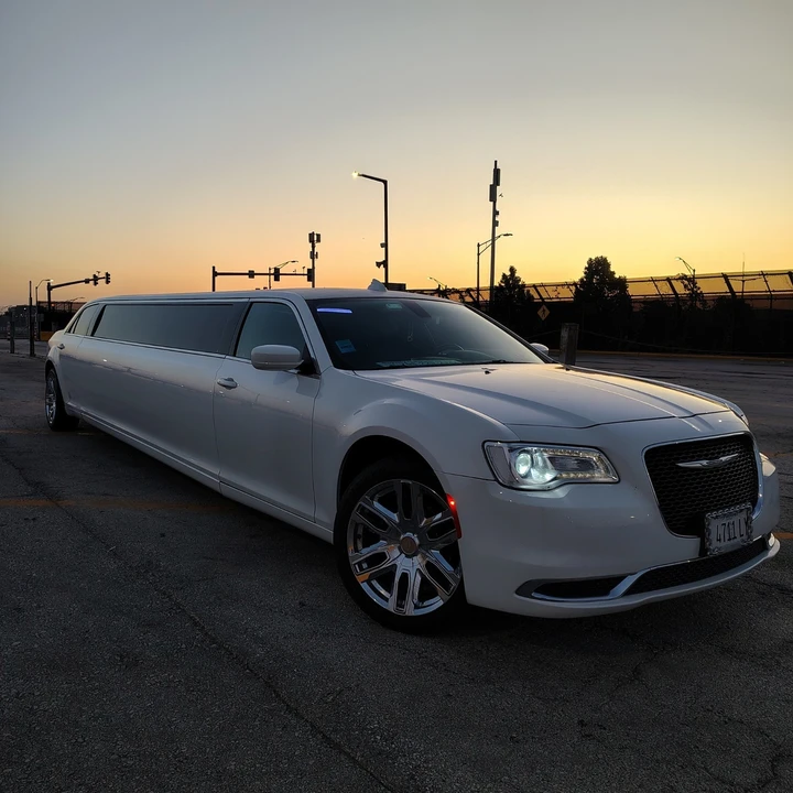 2019 Chrysler 300 (2005-2023) - Image 16 of 21