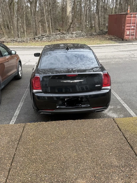 2019 Chrysler 300 (2005-2023) - Image 4 of 7