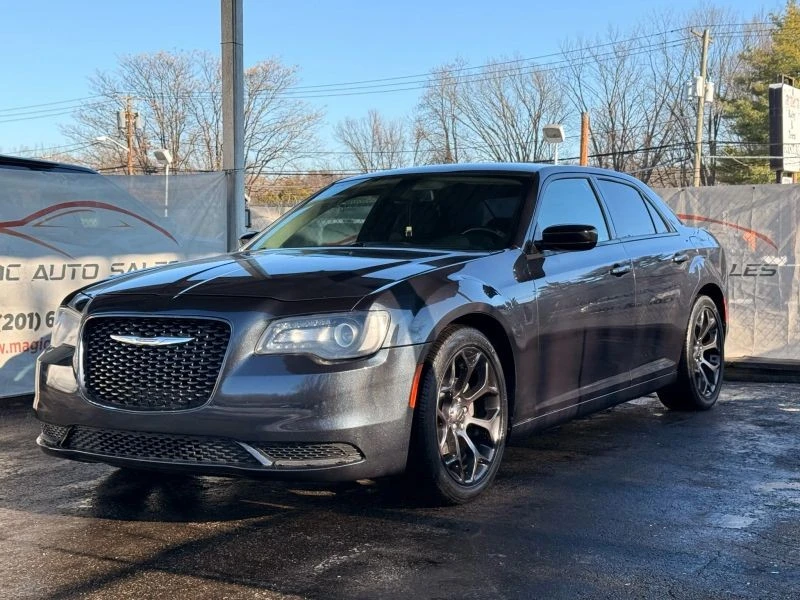 2019 Chrysler 300 (2005-2023) - Image 3 of 12