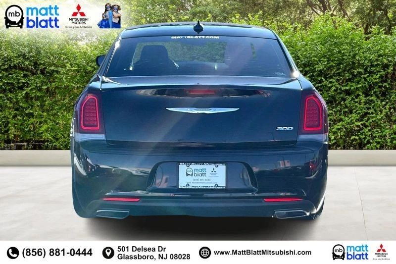2019 Chrysler 300 (2005-2023) - Image 5 of 12