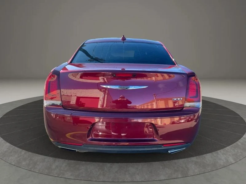 2019 Chrysler 300 (2005-2023) - Image 6 of 12