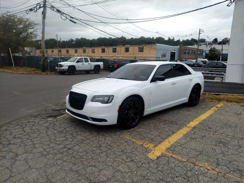 2019 Chrysler 300 (2005-2023) - Image 7 of 12