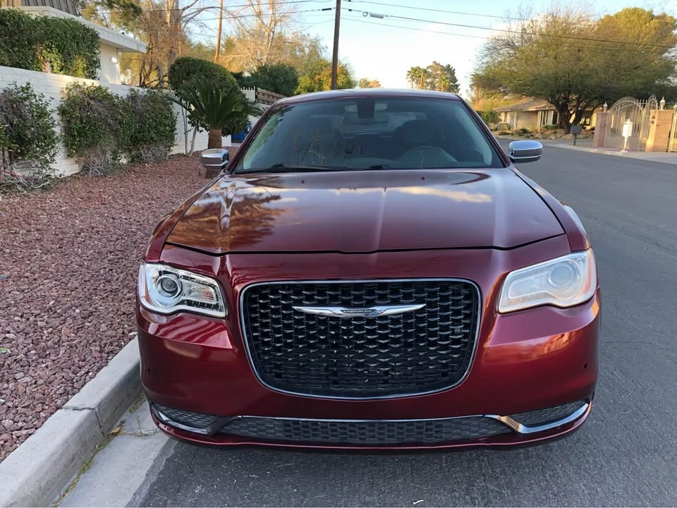 2019 Chrysler 300 (2005-2023) - Image 2 of 12