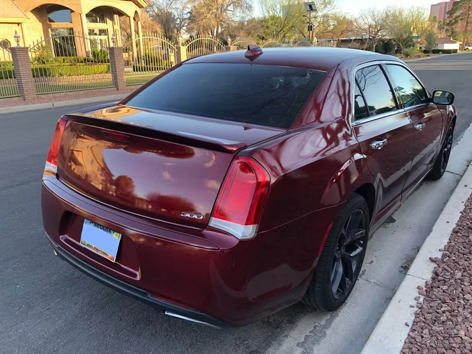 2019 Chrysler 300 (2005-2023) - Image 6 of 12