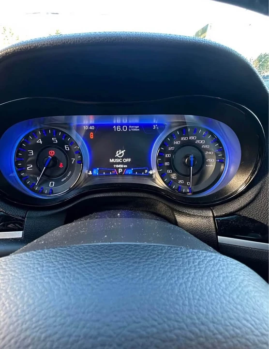 2019 Chrysler 300 (2005-2023) - Image 10 of 11