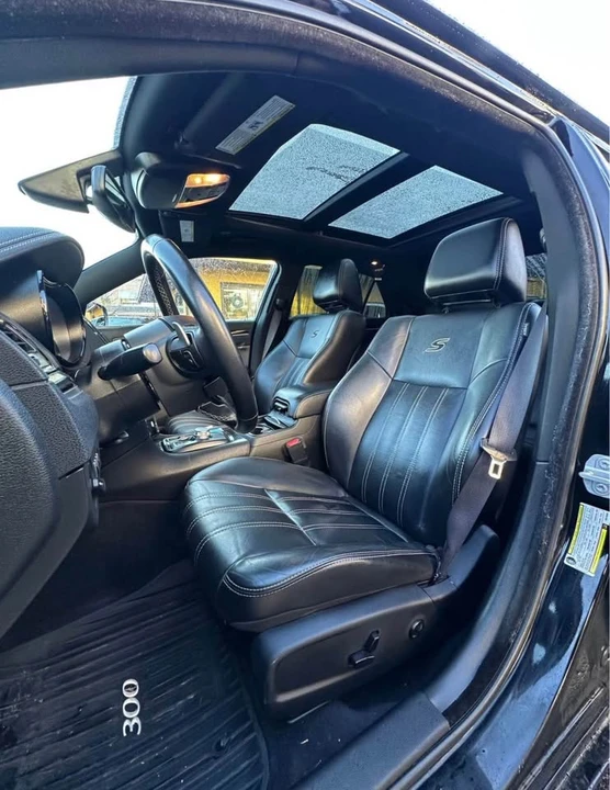 2019 Chrysler 300 (2005-2023) - Image 8 of 11