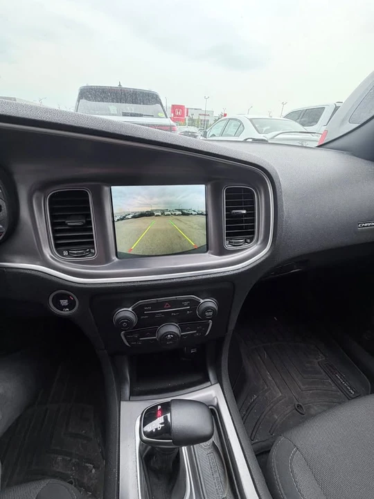 2019 Chrysler - Image 5 of 15