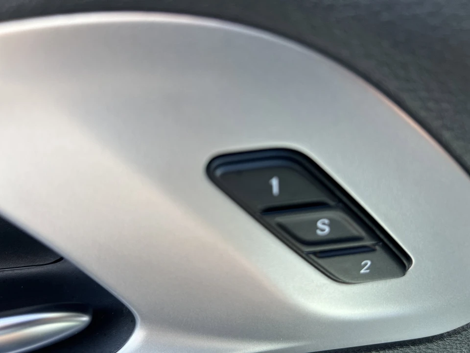 2019 Chrysler - Image 15 of 31