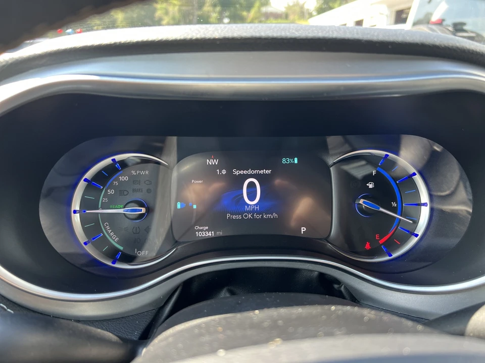 2019 Chrysler - Image 22 of 31