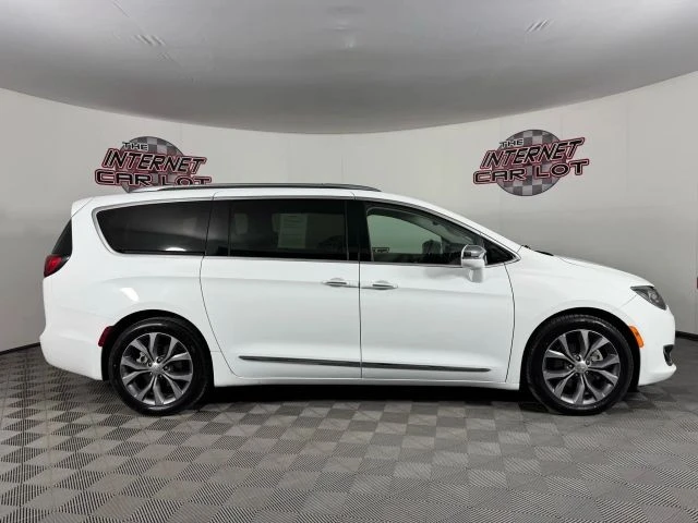 2019 Chrysler - Image 8 of 12