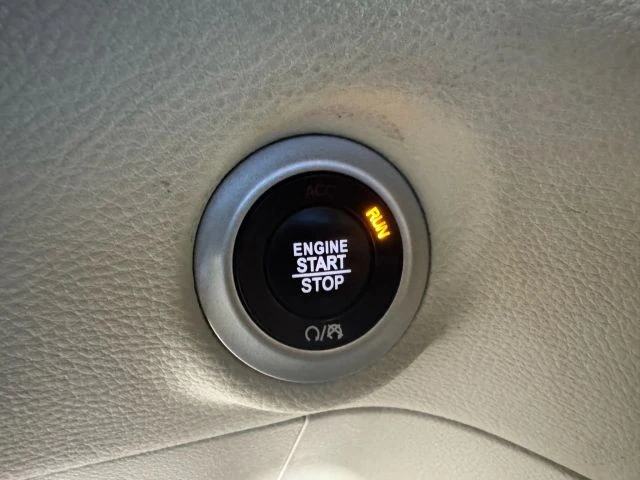 2019 Chrysler - Image 17 of 21