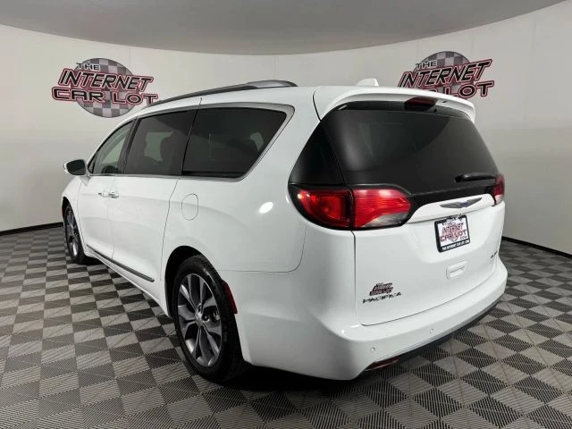 2019 Chrysler - Image 5 of 12