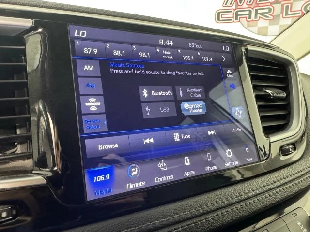 2019 Chrysler - Image 20 of 21